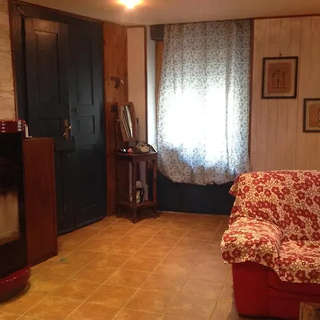Apartman Monviso House *