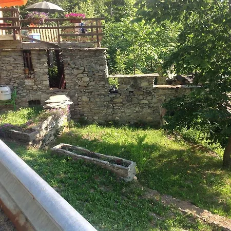 Monviso House * Ostana